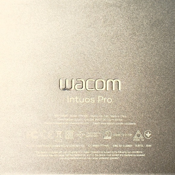 Wacom Intous Pro Graphics Tablet - Picture 2 of 8